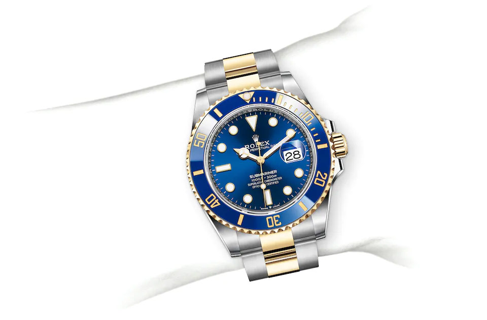 Rolex Submariner Date Oyster, 41 mm, Oystersteel and yellow gold M126613LB-0002 at Juwelier Wagner