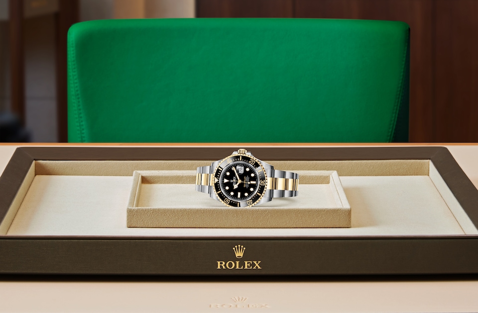 Rolex Sea-Dweller Oyster, 43 mm, Oystersteel and yellow gold - M126603-0001 at Juwelier Wagner
