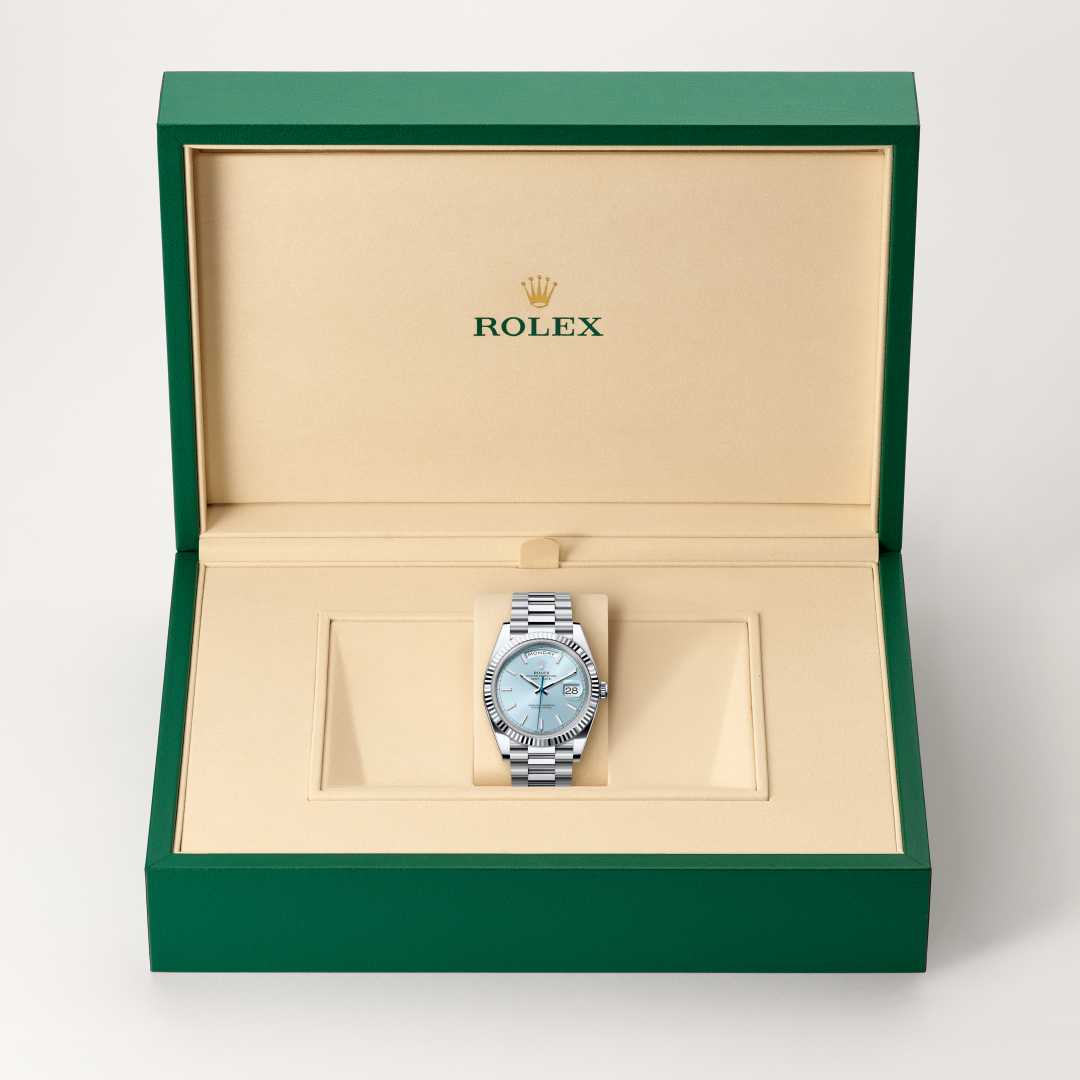 Rolex Day-Date 40 Oyster, 40 mm, Platin M228236-0018