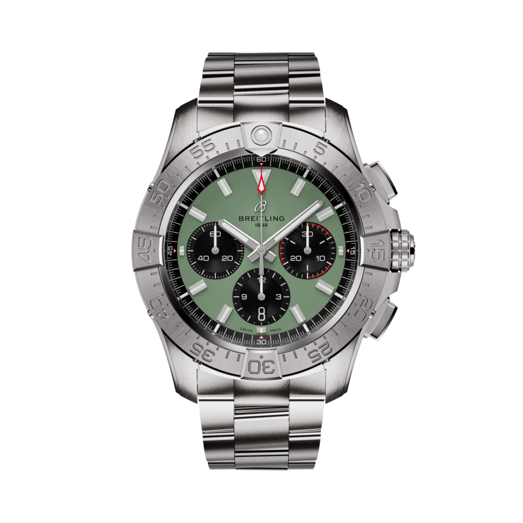 Breitling, Avenger B01 Chronograph 44 Armbanduhr aus Stahl, Referenz AB0147101L1A1, Produktaufnahme