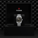 TUM79640-0001_E