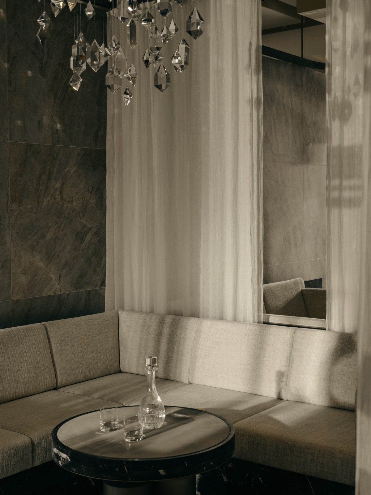 Portrait view of the Wagner Boutique Graben consultation area